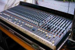 Soundtracs M - Serie 24-8-2 Mischpult